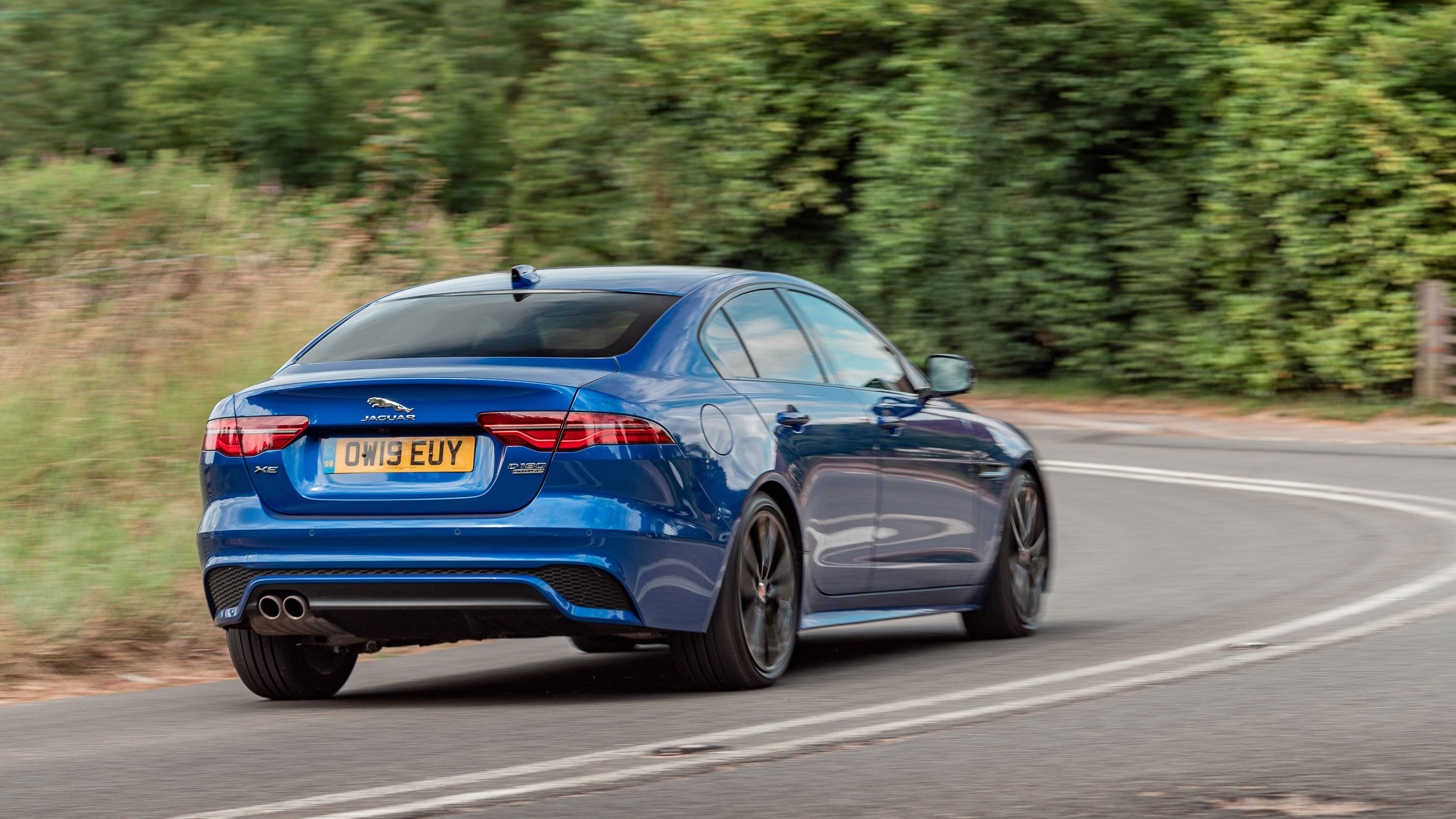 Jaguar XE Review & Prices 2023 AutoTrader UK